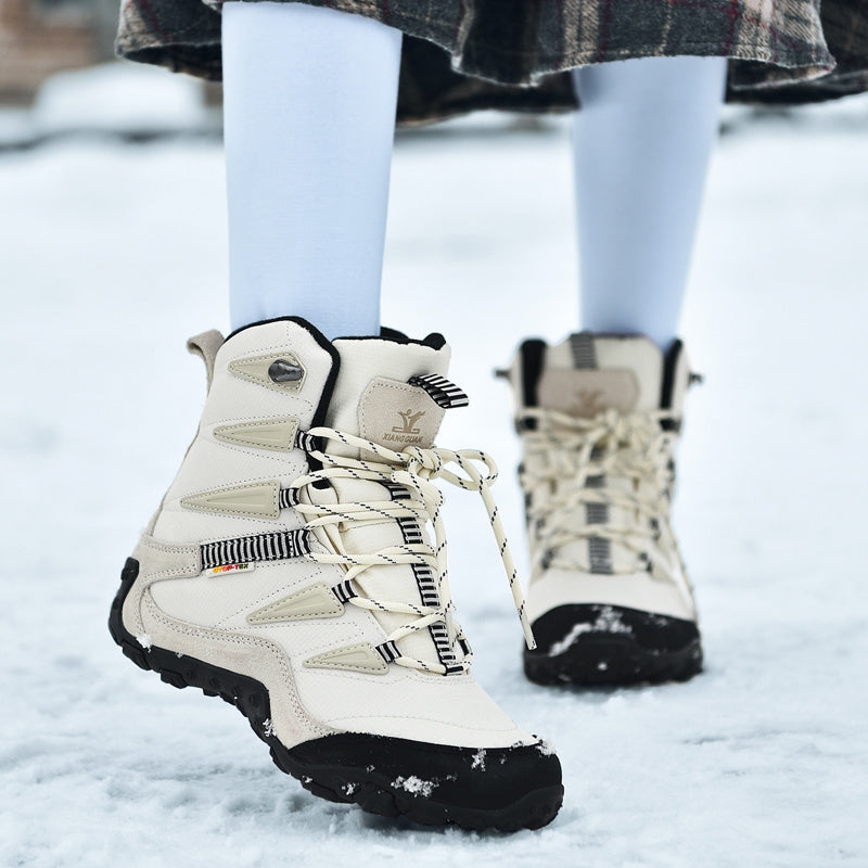 Outdoor waterproof non-slip hiking boots